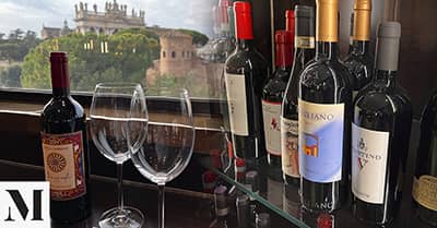 L'ampia enoteca del Mike's per degustazioni